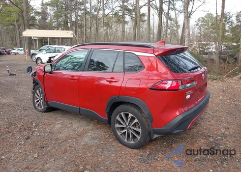 2022 Toyota Corolla Cross Xle из США, поврежденный, VIN 7MUDAABG1NV039544